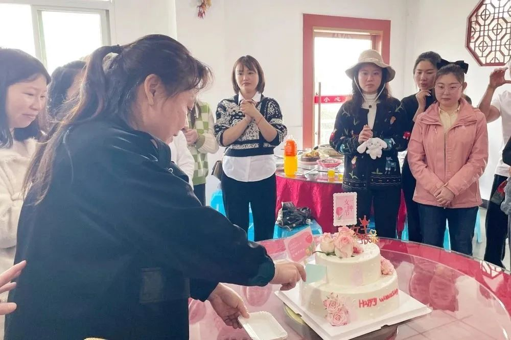 獻(xiàn)禮3.8節(jié)|勇做攀登者，奮進(jìn)新未來